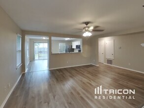 612 Rockbrook Dr in Forney, TX - Foto de edificio - Building Photo