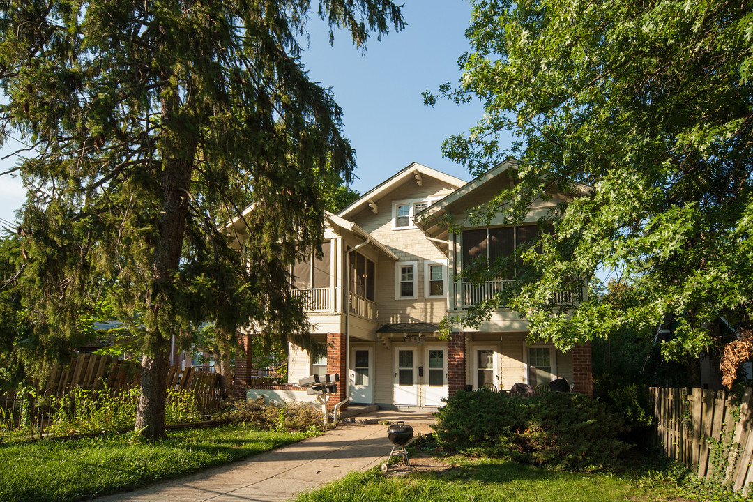 6815 Eastern Ave in Takoma Park, MD - Building Photo