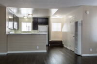 The Grand Terrace Apartments in Long Beach, CA - Building Photo - Interior Photo