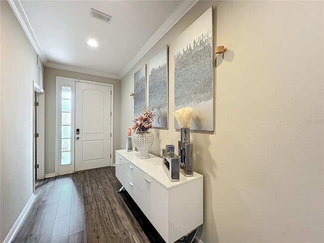 1376 Swan Lake Cir in Dundee, FL - Building Photo - Building Photo