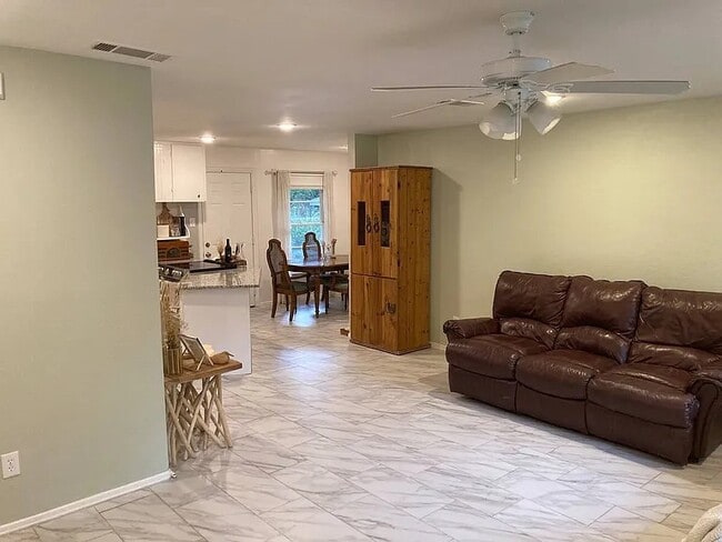 211 Davidson Dr in Terrell, TX - Building Photo - Building Photo