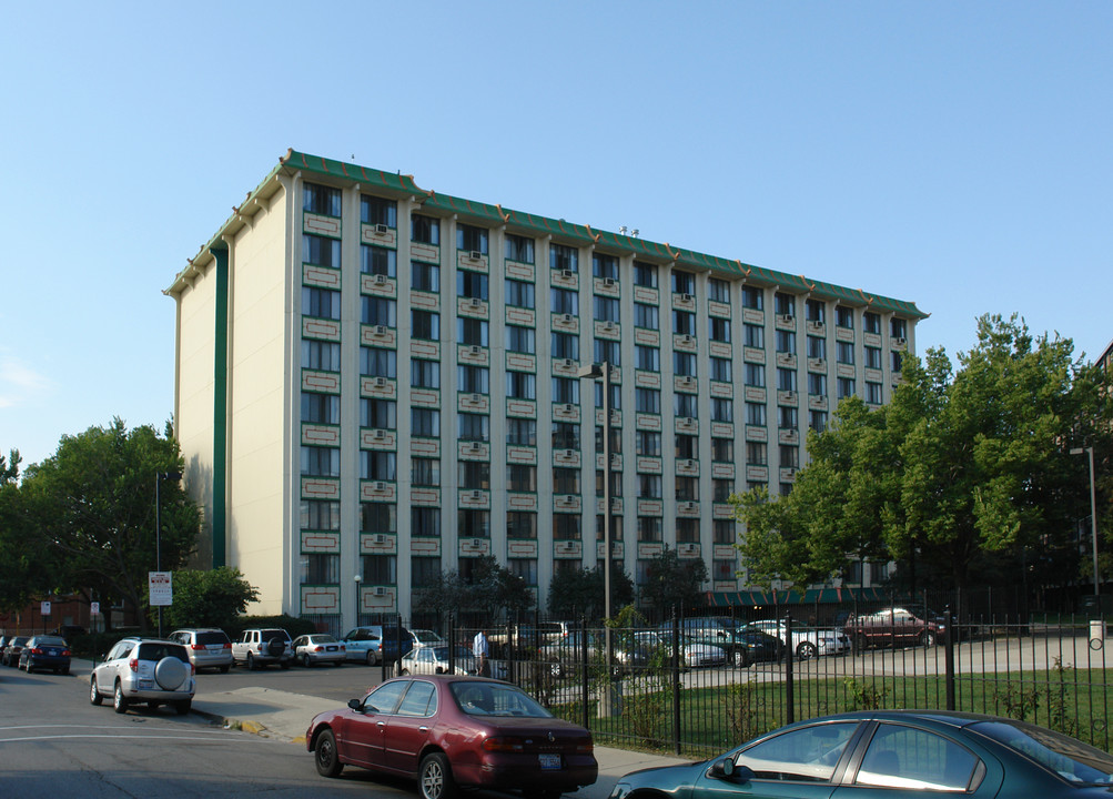 Chinatown Elderly Apartments in Chicago, IL - Building Photo