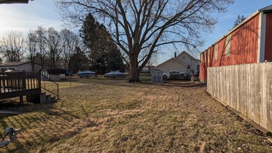 2432 31st St NE in Canton, OH - Foto de edificio - Building Photo