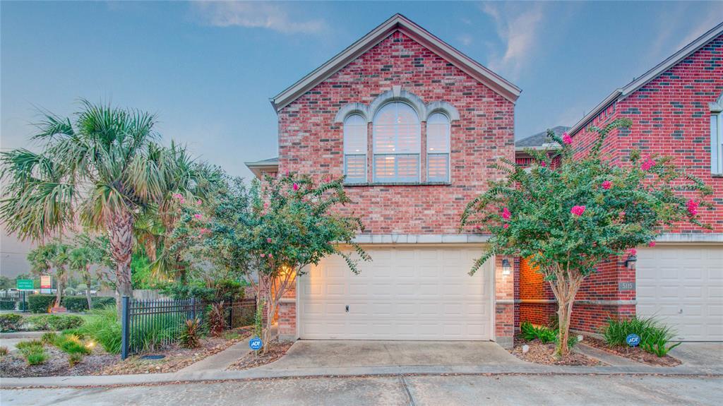 5111 Oasis Park Ln in Houston, TX - Building Photo