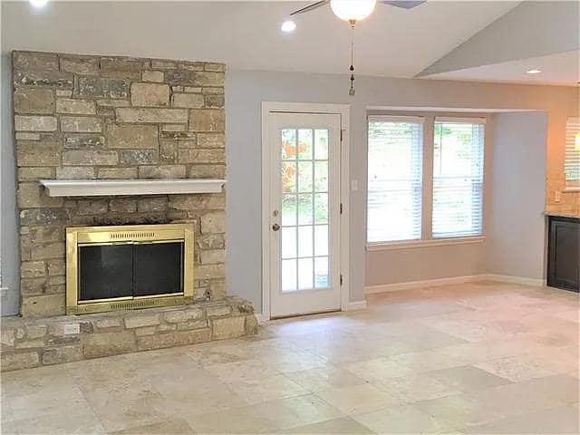 2309 Granberry Dr in Austin, TX - Building Photo - Building Photo