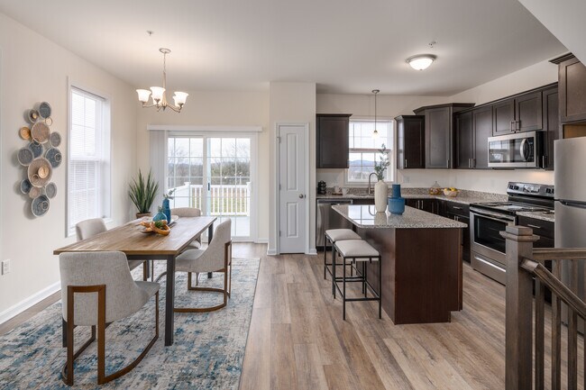 Terraces at Shepherdstown in Mechanicsburg, PA - Foto de edificio - Interior Photo