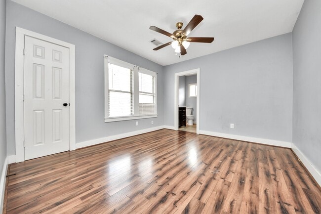 property at 2820 Holman St