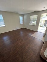 3591 Sacramento Dr in San Luis Obispo, CA - Building Photo