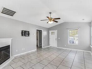 1473 Westpark Dr in Greenville, NC - Building Photo - Building Photo