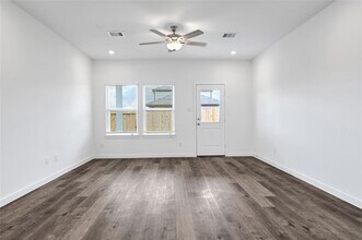 3938 Windy Whisper Dr in Brookshire, TX - Building Photo - Building Photo