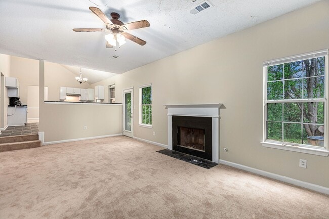 3822 Waldrop Hills Dr in Decatur, GA - Building Photo - Building Photo