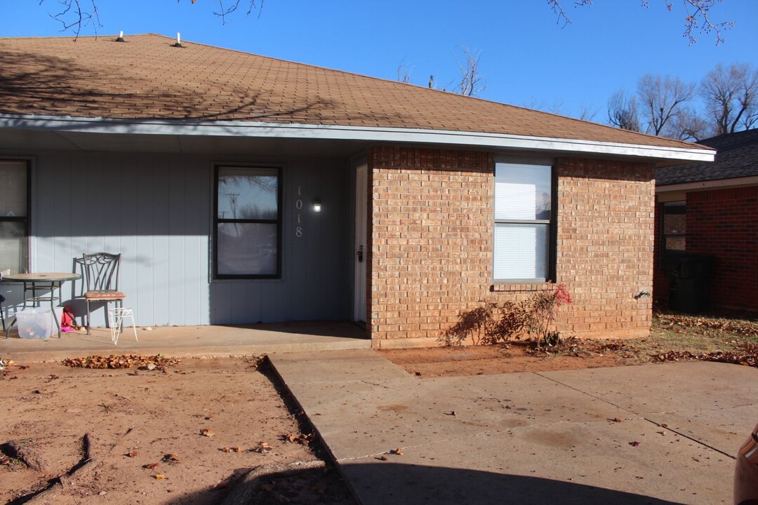 1018 Spencer Rd in Oklahoma City, OK - Building Photo