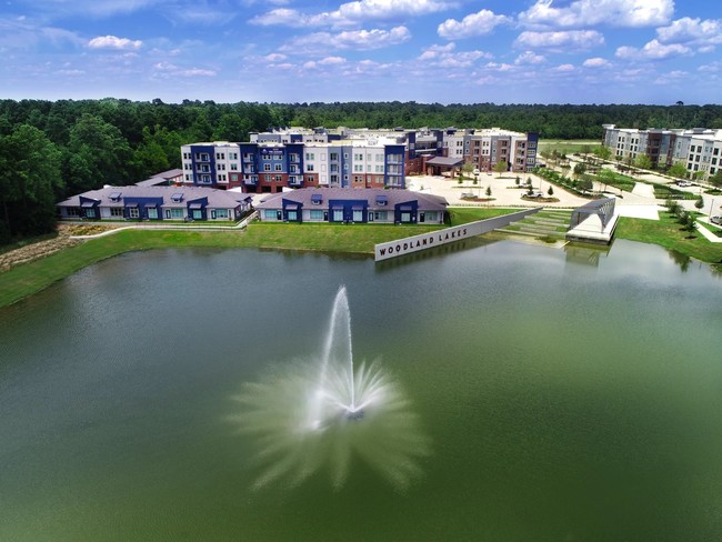 Watermere At Woodland Lakes in Conroe, TX - Building Photo - Building Photo