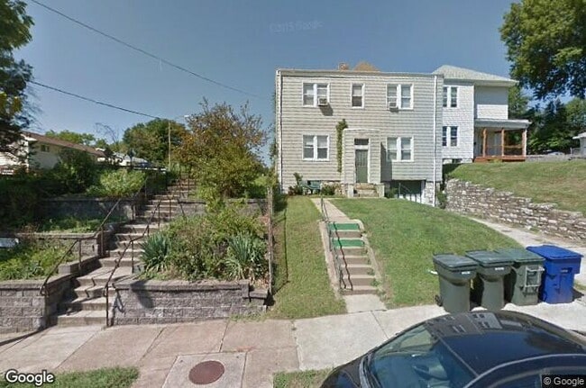 1429 Tamm Ave, Unit 1st floor South