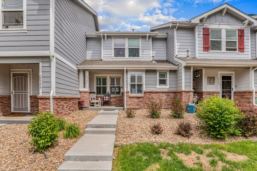 5796 Biscay St in Denver, CO - Building Photo
