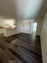 686 E Cottonwood Rd, Unit 12 in Palm Springs, CA - Foto de edificio - Building Photo