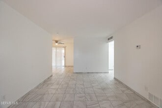 8307 Mettler Dr in El Paso, TX - Building Photo - Building Photo