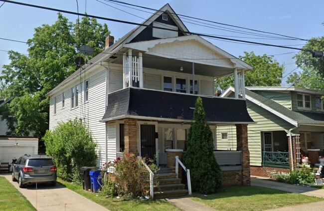 property at 15710 Corsica Ave