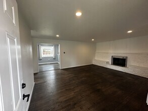 4346 Mahrt Ave SE in Salem, OR - Building Photo - Building Photo