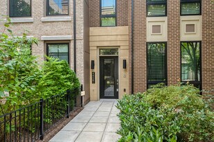 44662 Brushton Ter in Ashburn, VA - Building Photo