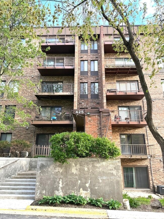 property at 425 Walnut Creek Rd
