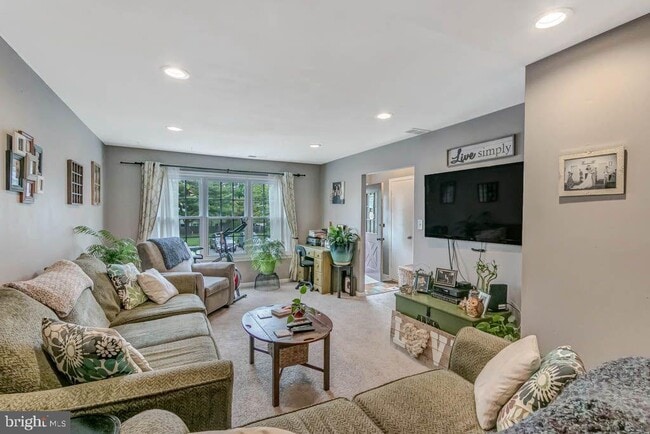 1677 Brice Ct in Crofton, MD - Building Photo - Building Photo