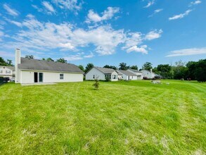 5532 Burning Tree Ct in Indianapolis, IN - Building Photo - Building Photo
