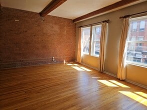 83 Washington St, Unit 3945-204 in Norwalk, CT - Building Photo - Building Photo