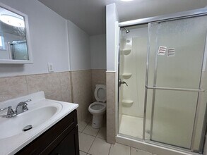 915 Washington Ave in Philadelphia, PA - Building Photo - Building Photo