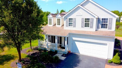129 Sapphire Ice Dr in Delaware, OH - Building Photo - Building Photo