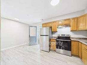 4067 Greene Haven Dr in Winston-Salem, NC - Building Photo - Building Photo