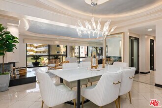 801 Ocean Ave in Santa Monica, CA - Building Photo - Building Photo