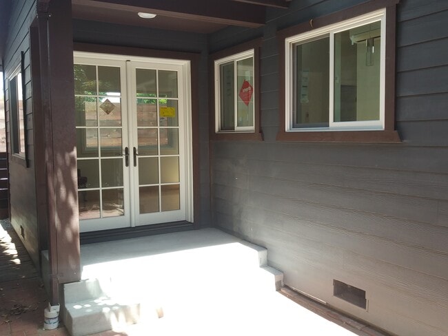 property at 2029 Chestnut St