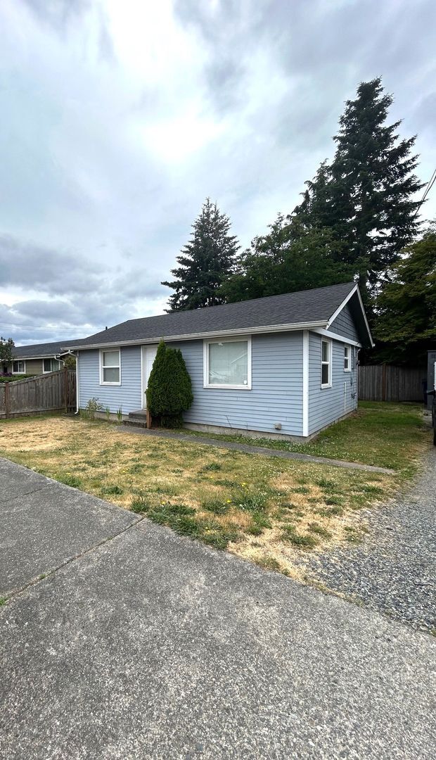 property at 939 Alder Ave