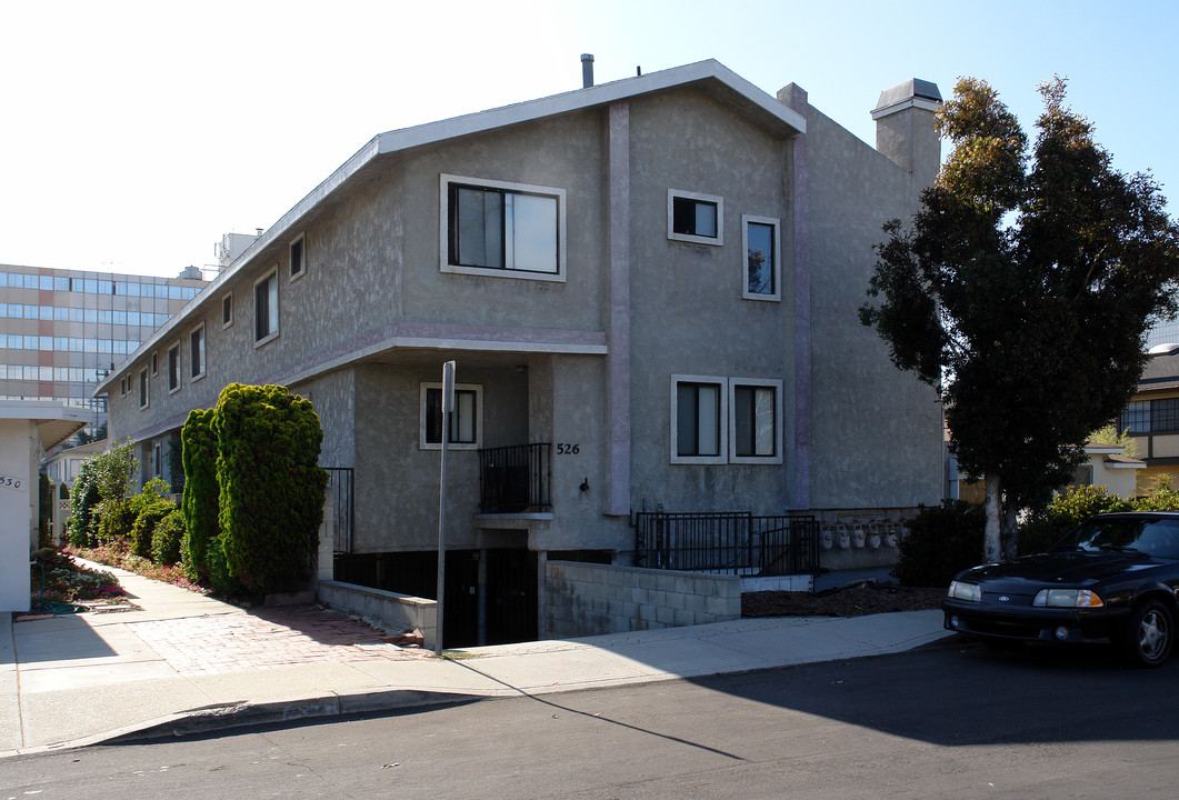 526 Illinois St in El Segundo, CA - Foto de edificio