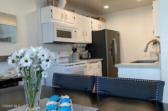 1232 Landsburn Cir in Westlake Village, CA - Building Photo - Building Photo