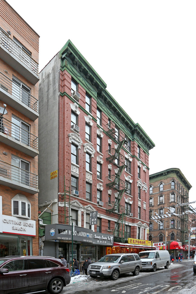 121 Mott St in New York, NY - Foto de edificio - Building Photo