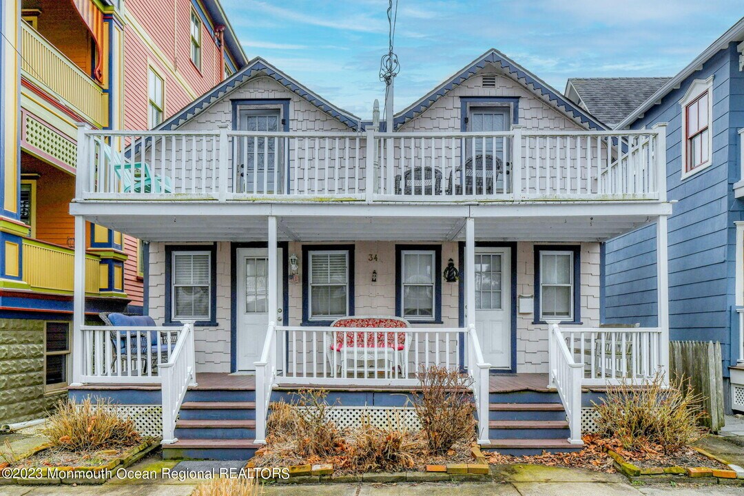 34 Webb Ave in Ocean Grove, NJ - Building Photo