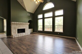1806 Three Forks in San Antonio, TX - Building Photo - Building Photo