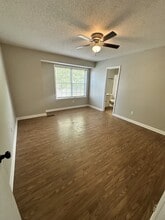 8 E Chadwick Cir in Dothan, AL - Building Photo - Building Photo