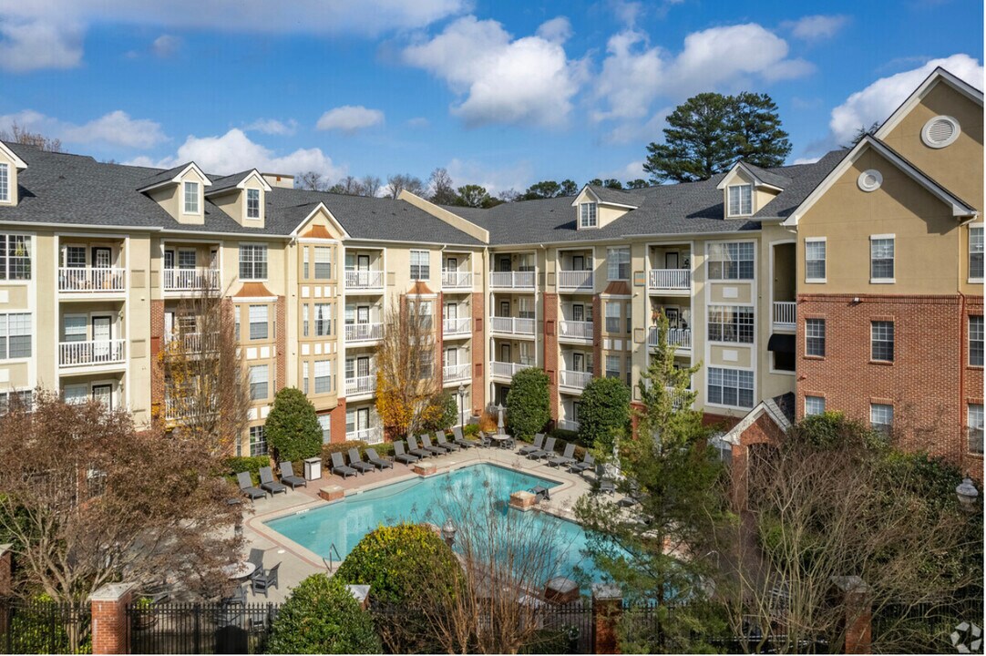 1338 Westchester Rdg NE, Unit 1338 in Atlanta, GA - Foto de edificio