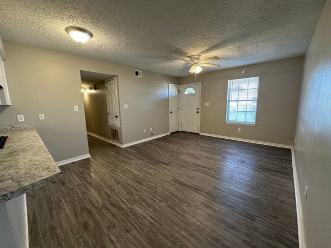 704 Shadow Dr in Russellville, AR - Building Photo - Building Photo
