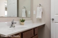 511 Oak Meadow Dr photo'