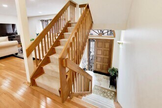 943 W Essex Pl in Arlington Heights, IL - Building Photo - Building Photo