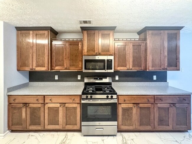 2045 Parador Bend in Mcdonough, GA - Building Photo - Building Photo