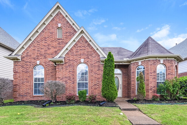 property at 1128 Averett Ln