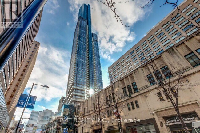property at 386 Yonge St