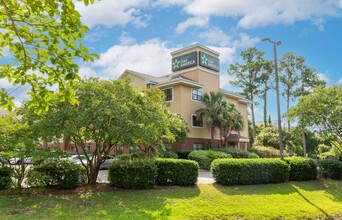 Furnished Studio - Wilmington in Wilmington, NC - Foto de edificio - Building Photo