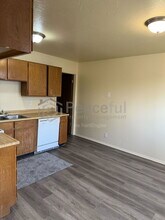 4693 S Arlington Park Dr in West Valley City, UT - Foto de edificio - Building Photo