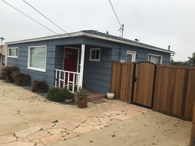 property at 2211 Bolinas St